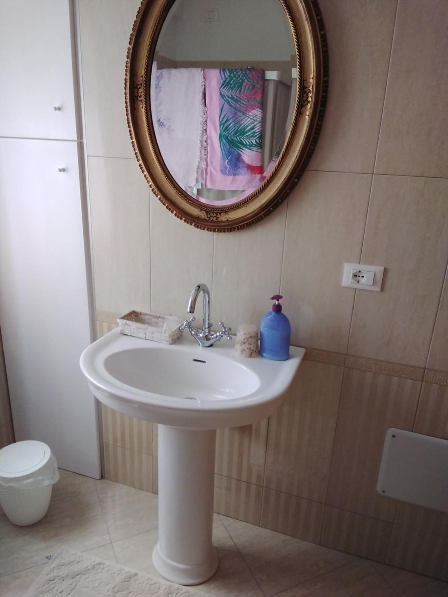 بيسكانتينا B&B Carmen Biondani الغرفة الصورة